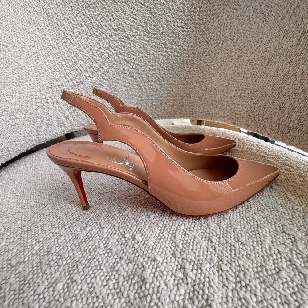 BNIB- never worn Christian Louboutin slingback heels - Picture 4 of 4